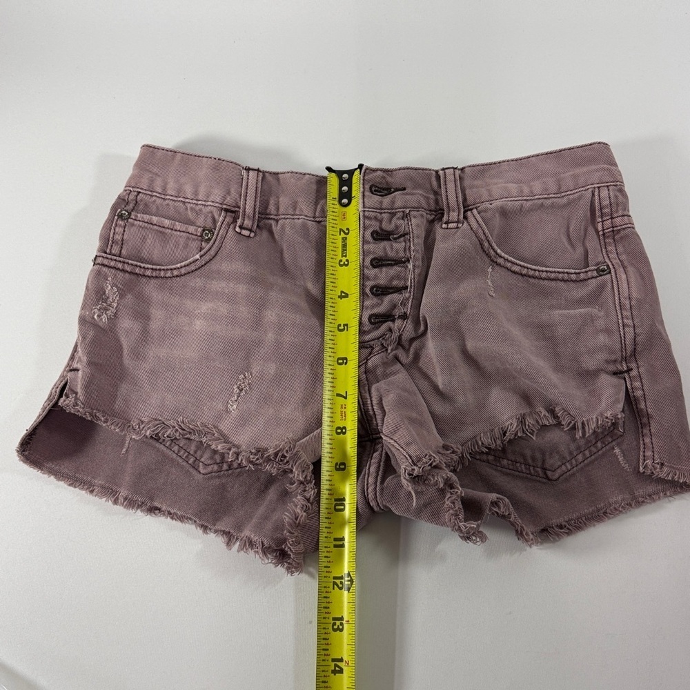 Free People Women's Distressed Pink Shorts Size 24 - Picture 12 of 12